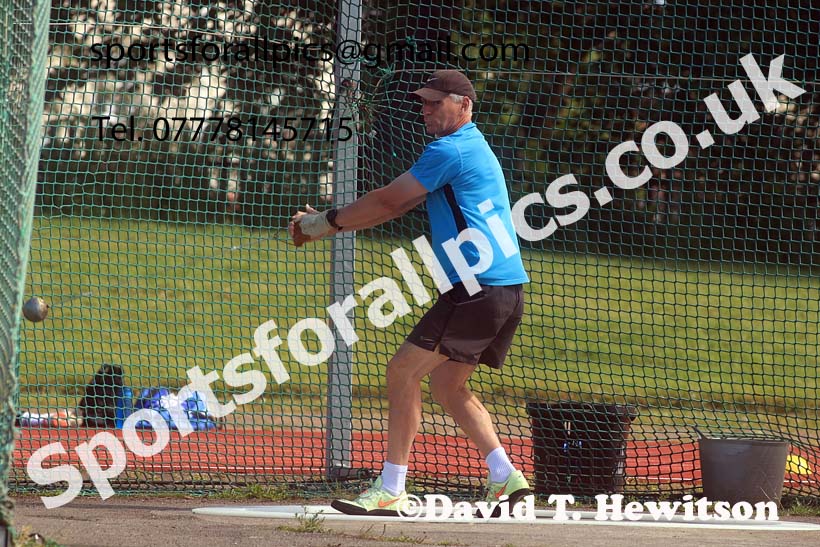 Mens hammer, 2024 NE Masters Track and Field Champs., Monkton Stadium, Jarrow.  Photo: David T. Hewitson/Sports for All Pics